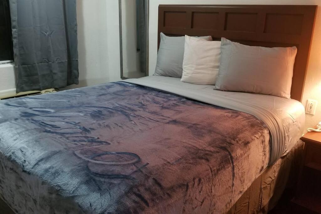 Osu 2 Queen Beds Hotel Room 117 Wi-Fi 스틸워트 외부 사진